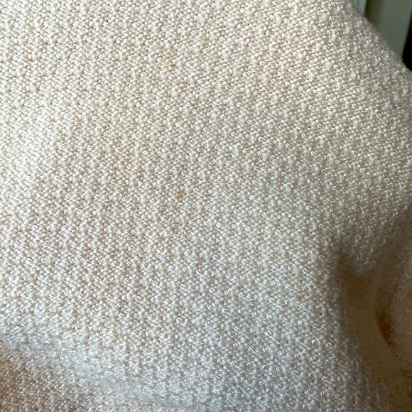 ST. JOHN ivory w/gold accents short sleeve button front jacket w/ collar sz 6 - Picture 9 of 9